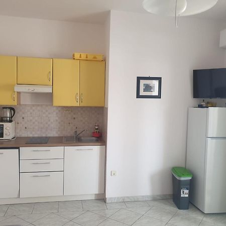 Apartmani Sanja ヴーシ エクステリア 写真