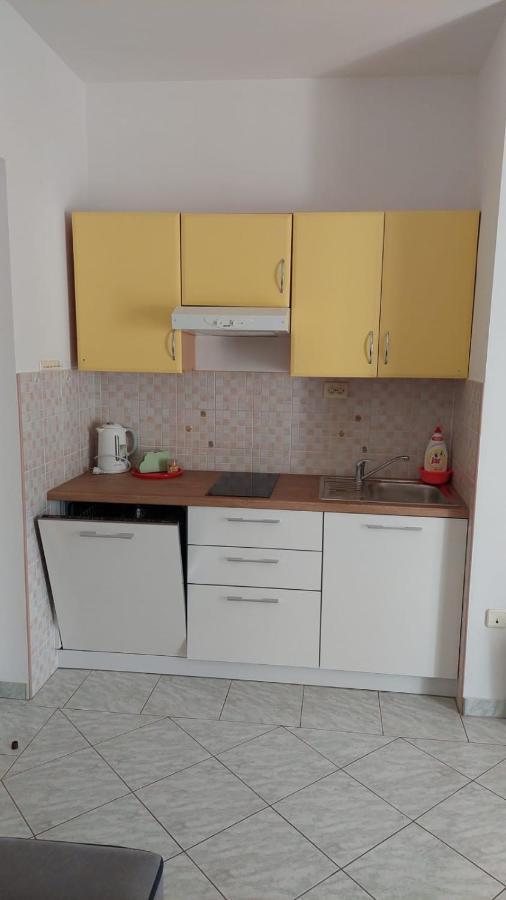 Apartmani Sanja ヴーシ エクステリア 写真