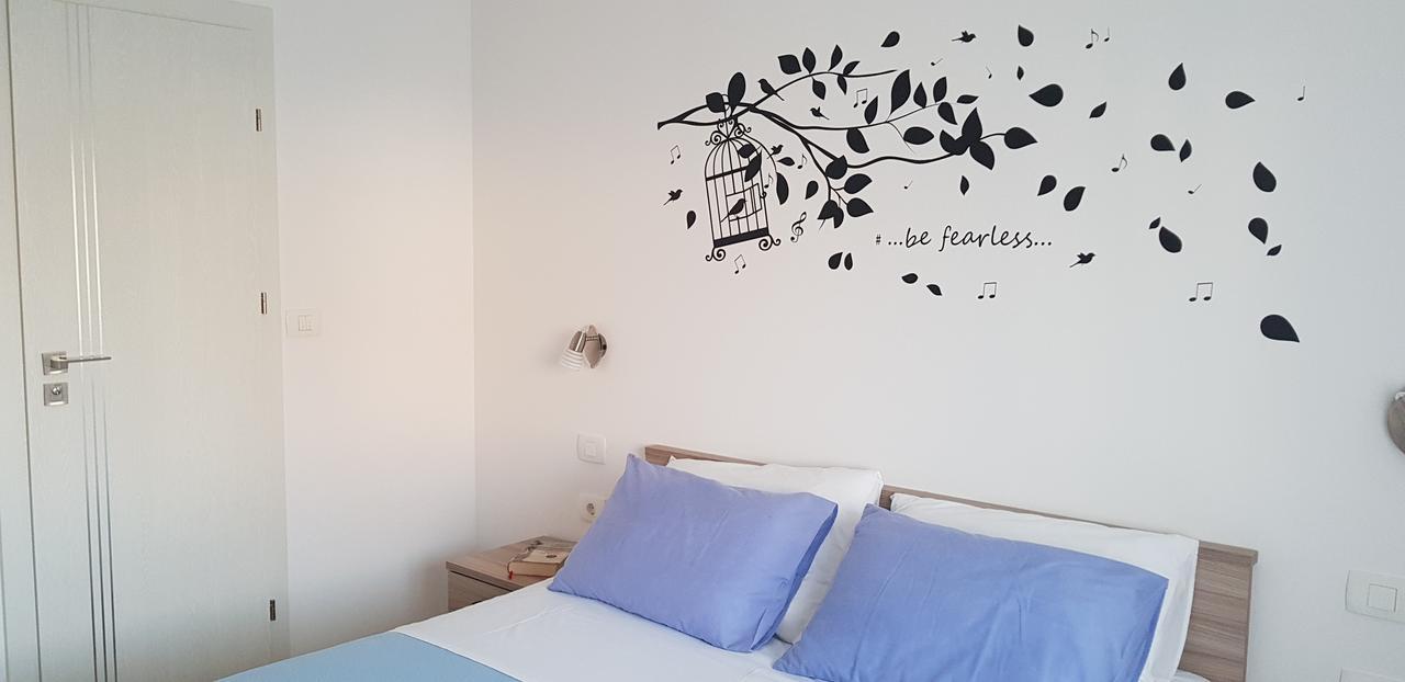 Apartmani Sanja ヴーシ エクステリア 写真