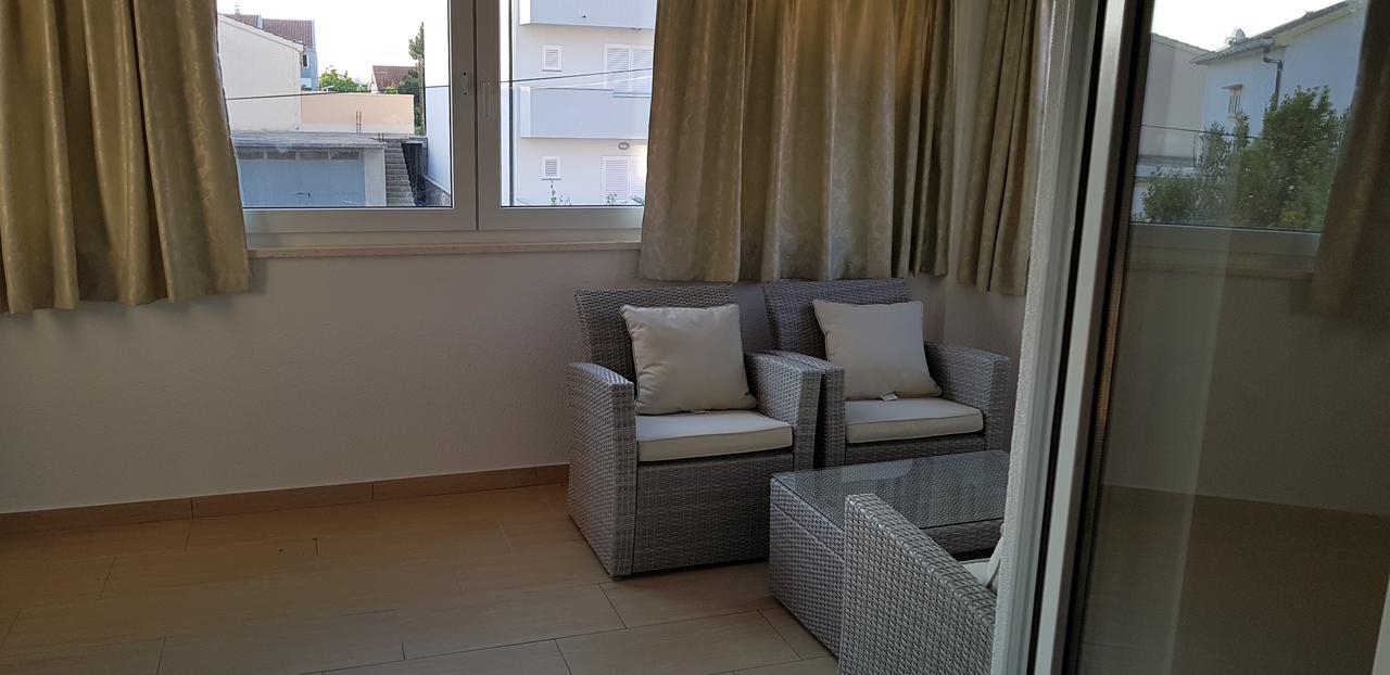 Apartmani Sanja ヴーシ エクステリア 写真