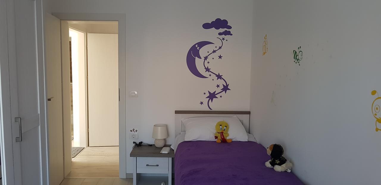 Apartmani Sanja ヴーシ エクステリア 写真